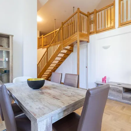 Appealing In By The Town Centre Apartment Sanremo